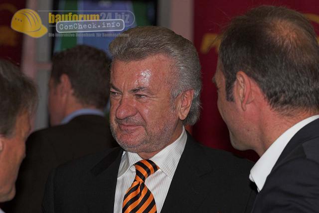 essen_motorshow_06_promineny02.jpg