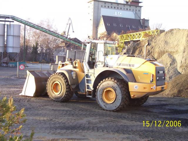 lh564_03.jpg
