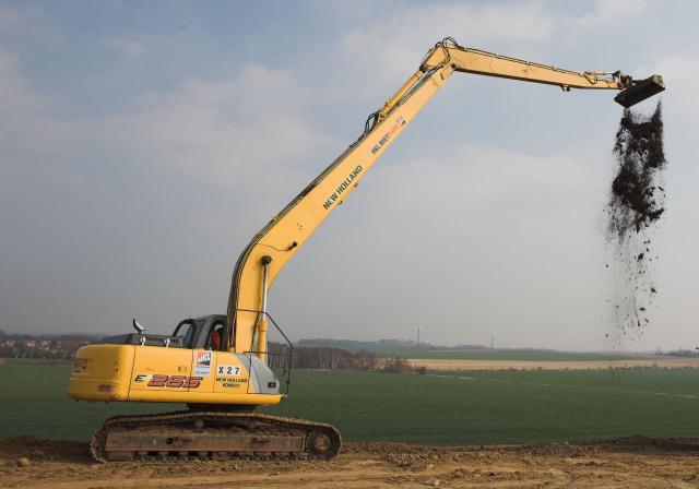 e265_longreach.jpg