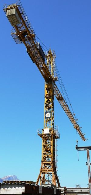 LIEBHERR_200_C_1.JPG