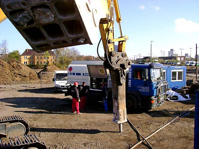 2007/04/post-701-1175852119_thumb.jpg