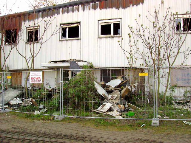 2007/04/post-701-1176674627_thumb.jpg