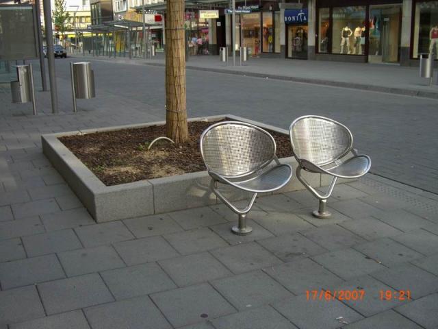 012.JPG