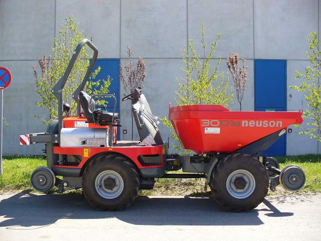 neuson_3001.jpg