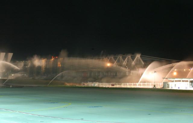 hangar_01.jpg