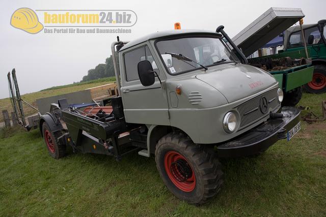 schleppertreffen_venner_berg_2007_unimog_017.jpg