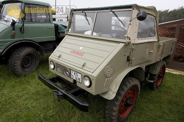 schleppertreffen_venner_berg_2007_unimog_028.jpg