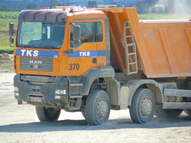 2007/08/post-7001-1188048366_thumb.jpg