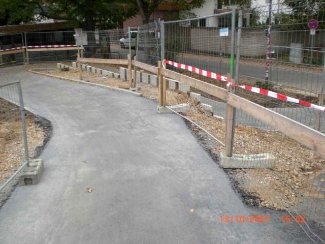 2007/10/post-3460-1193598761_thumb.jpg