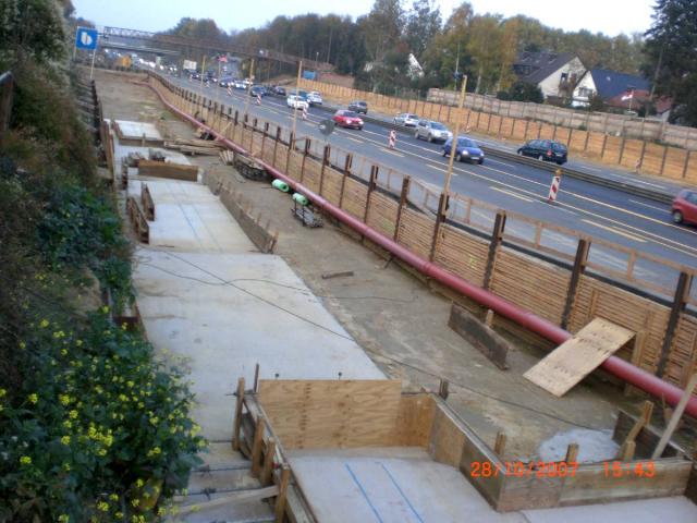 2007/10/post-3460-1193599132_thumb.jpg