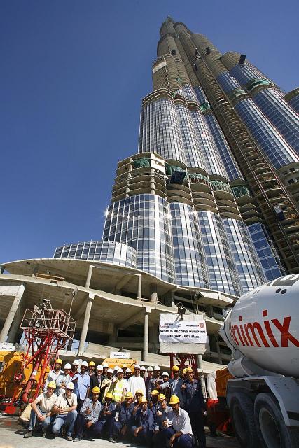 putzmeister_burj_dubai_weltrekord_betonpumpe_02.jpg