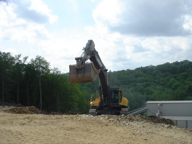 EC700_1.JPG