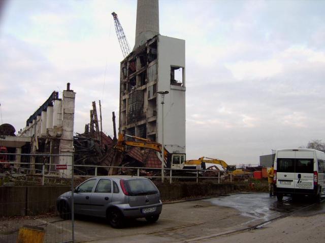 2007/11/post-6467-1195235852_thumb.jpg
