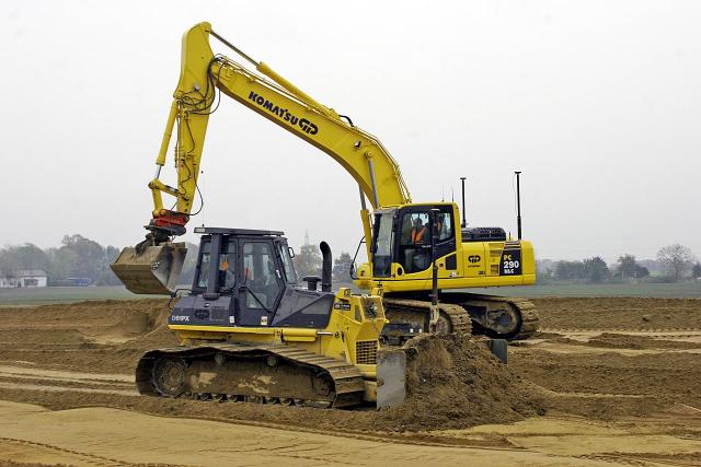 komatsu_a20_bagger_raupe.jpg