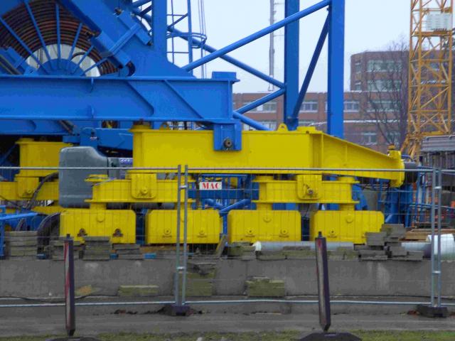 2007/12/post-2885-1197772762_thumb.jpg