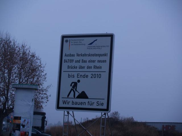 PC287105.JPG