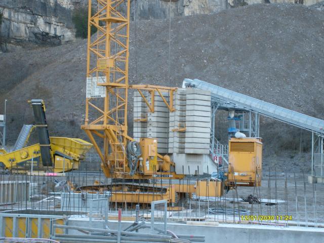 Liebherr_35KR_003.jpg