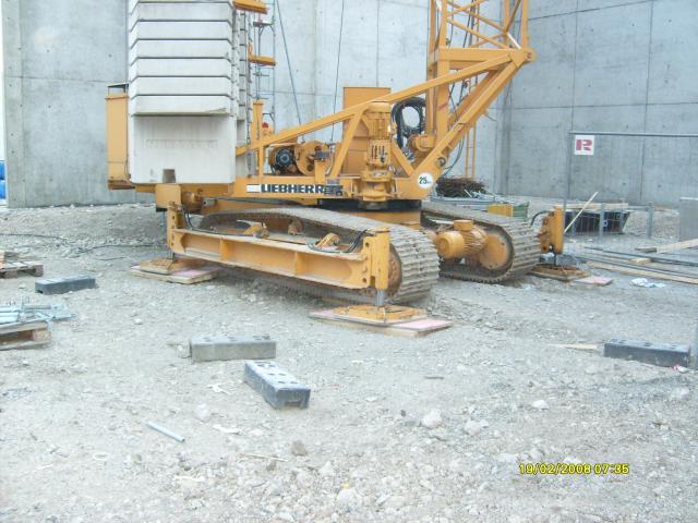 Liebherr_35KR_Fahraktion_003.jpg