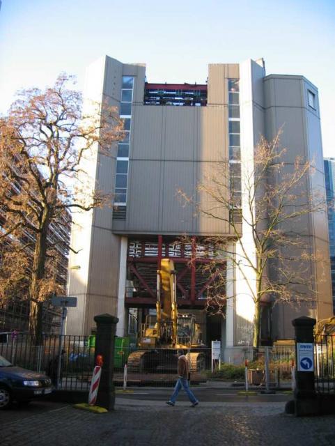 2008/02/post-3620-1202403919_thumb.jpg
