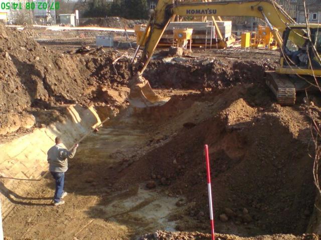 2008/02/post-7162-1202504203_thumb.jpg