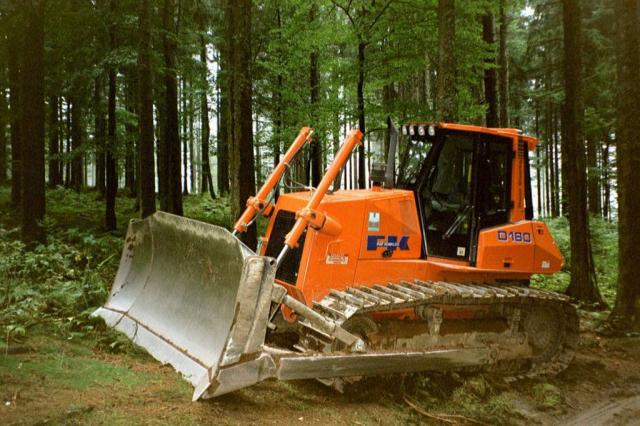 Fiat-Hitachi FL 175 Scheda tecnica & Caratteristiche (1992-2002) Post-7739-1202234331_thumb