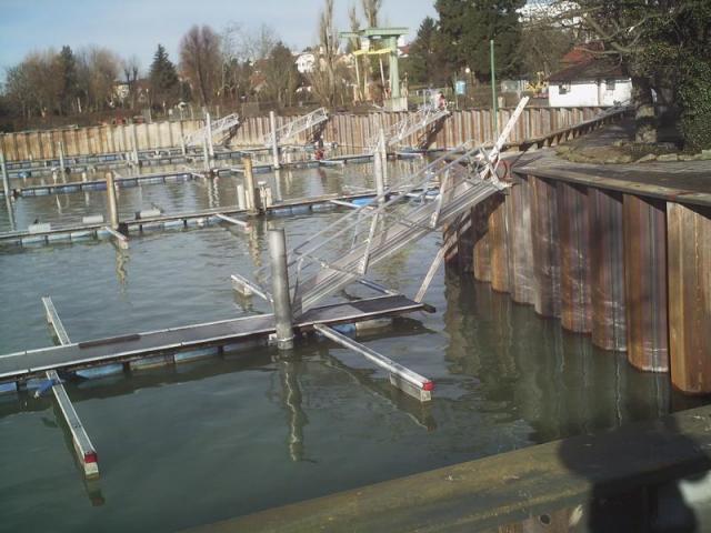 10KW6_2007001.JPG