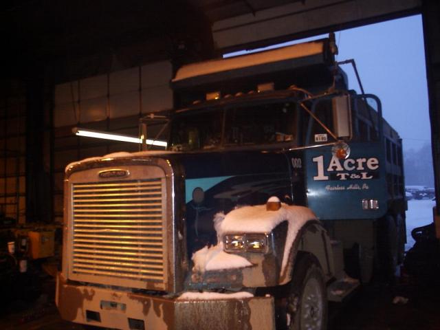 Freightliner_Dump_Truck_1.JPG