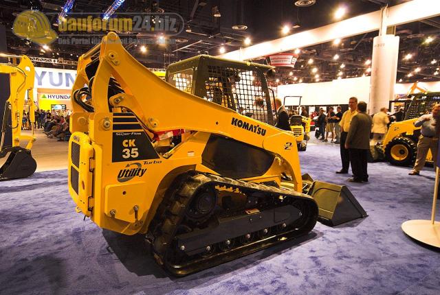 conexpo_2008_komatsu_03.jpg