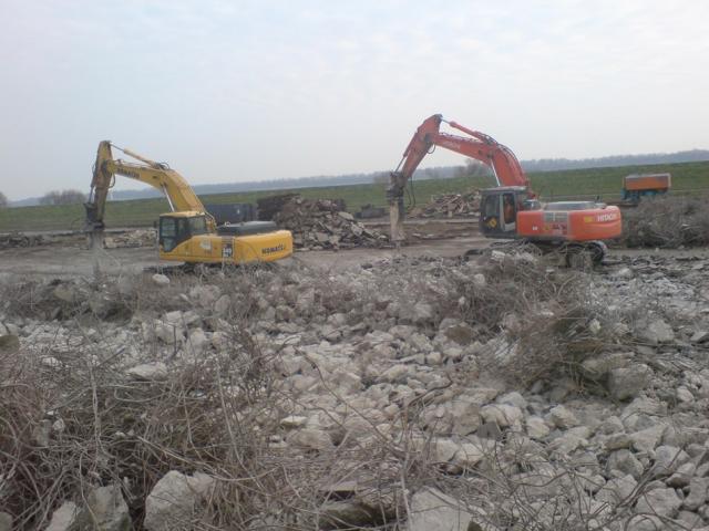 2008/03/post-8041-1206796826_thumb.jpg