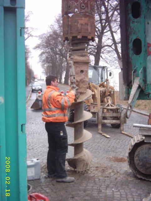 2008/03/post-8160-1206226454_thumb.jpg