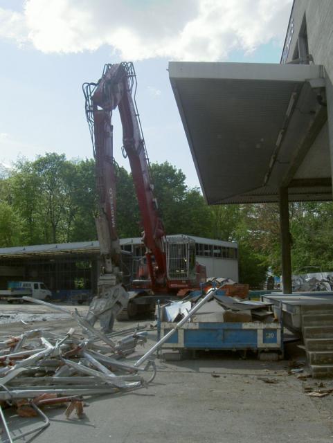 2008/04/post-7525-1209493570_thumb.jpg