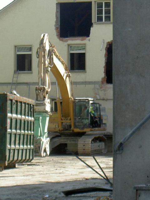 2008/04/post-7525-1209493619_thumb.jpg