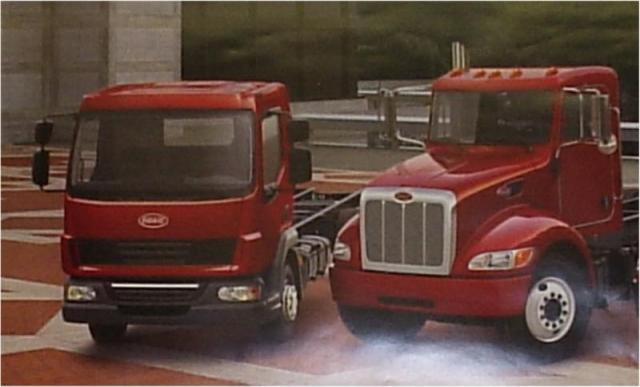 Peterbilt2008mayredred.JPG