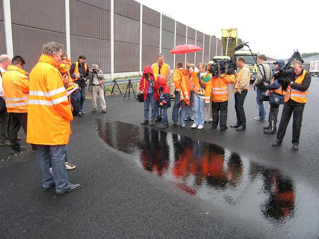 strassen_nrw_offenporiger_asphalt_3_generation_01.jpg