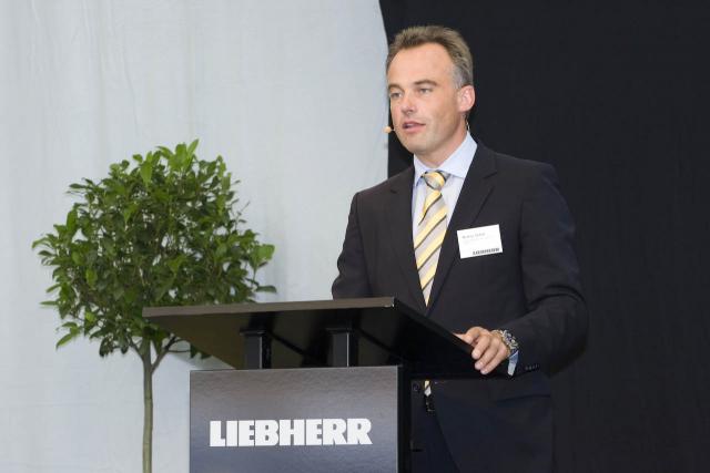 liebherr_dortmund_07.jpg