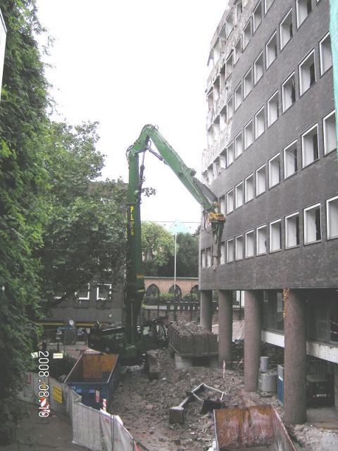 2008/08/post-5864-1218370148_thumb.jpg