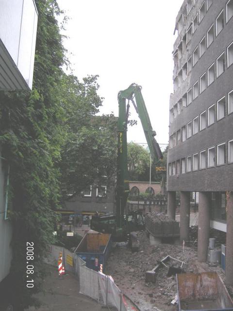 2008/08/post-5864-1218370175_thumb.jpg