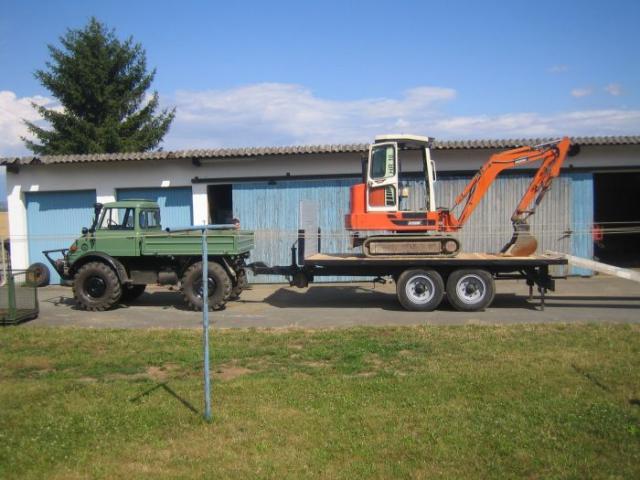 unimog_schaeff1.jpg