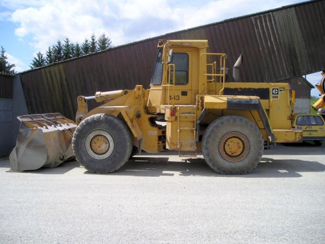 Caterpillar_Radlader_966D__Bild_1.jpg