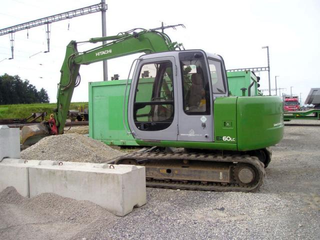 Hitachi_Raupe_EX60_5__Bild1.jpg