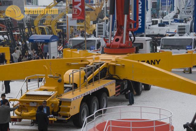 bauma_china_2008_sany_046b.jpg