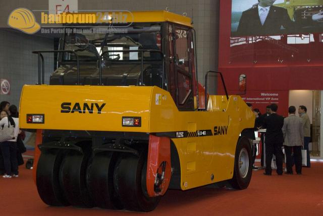 bauma_china_2008_sany_057.jpg