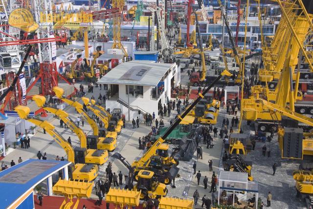 bauma_china_2008_xcmg_04.jpg