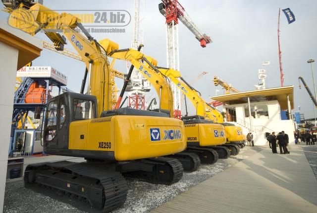 bauma_china_2008_xcmg_07.jpg