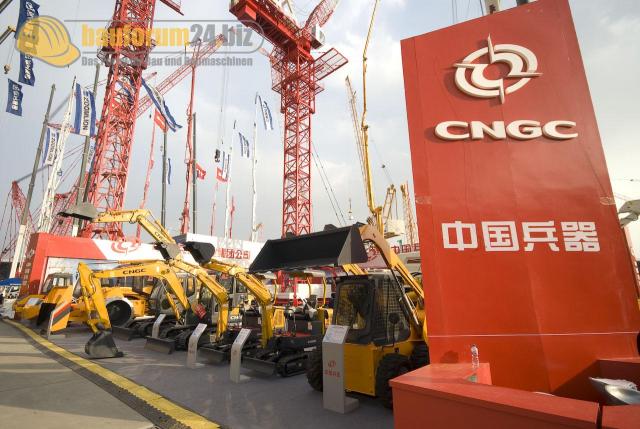 bauma_china_2008_cngc_02.jpg