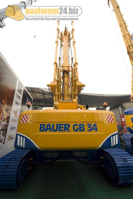 bauma_china_2008_bauer_05.jpg