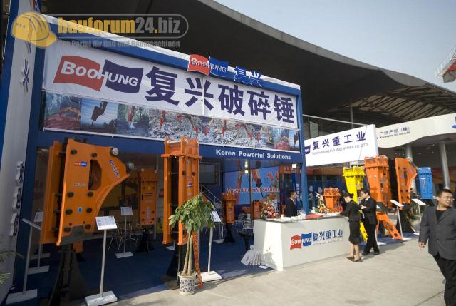 bauma_china_2008_boohung_01.jpg