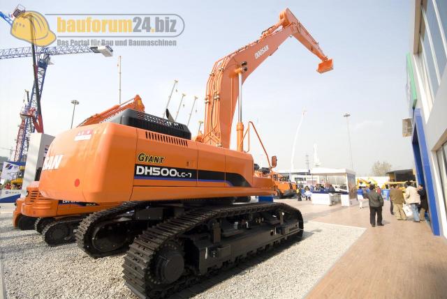 bauma_china_2008_doosan_06.jpg