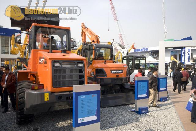 bauma_china_2008_doosan_08.jpg