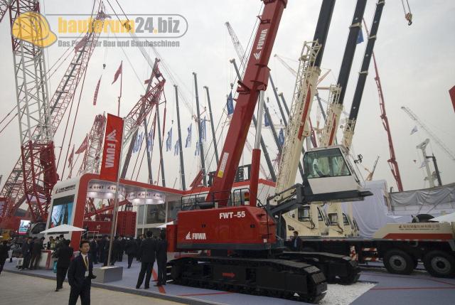 bauma_china_2008_fuwa_02.jpg